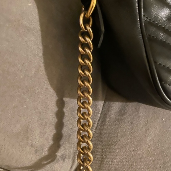 GG Marmont Shoulder Bag - Picture 3 of 5